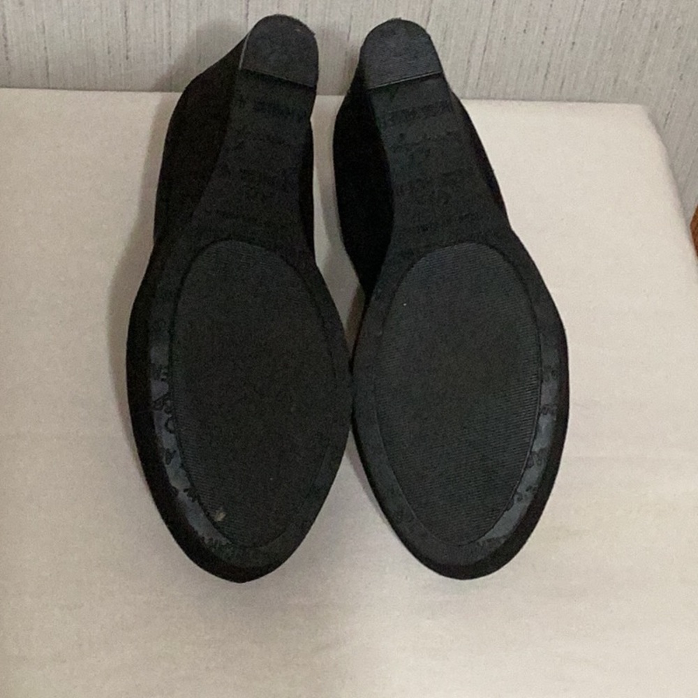 American rag black wedges, size 7 in women. - Picture 5 of 7